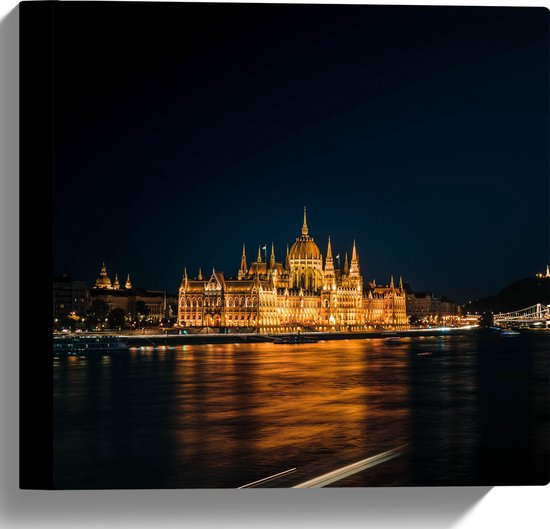 WallClassics - Canvas - Parlementgebouw aan het Water - Hongarije - 30x30 cm Foto op Canvas Schilderij (Wanddecoratie op Canvas)
