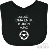 Soft Touch Slabbetje "ssssstt Oma en ik kijken AJAX" Unisex Katoen Zwart/wit Afmeting 33 x 22 Cm