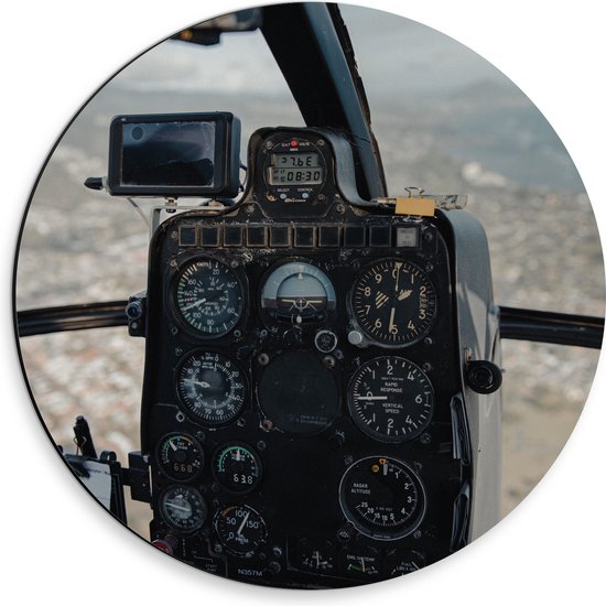 WallClassics - Dibond Muurcirkel - Besturing van Helikopter met Uitzicht over Landschap - 30x30 cm Foto op Aluminium Muurcirkel (met ophangsysteem)