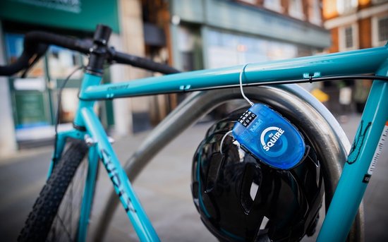Squire Retrac Max - Fietsslot - Cijferslot - Lichtgewicht - Compact slot voor tijdens het sporten - Intrekbaar kabelslot van Squire — afbeelding 5