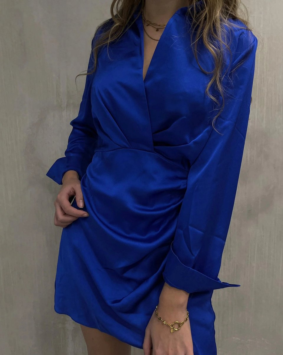 ocean blue jurk - Maat S - blouse jurk - marine blauw - donker blauw - blauw - blouse - party - feest - tikton trend - elastiek - satijn - zijde
