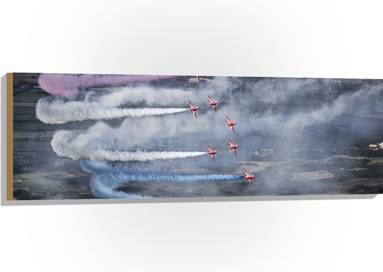 WallClassics - Hout - Vliegtuigshow met Gekleurde Rook - 120x40 cm - 9 mm dik - Foto op Hout (Met Ophangsysteem)
