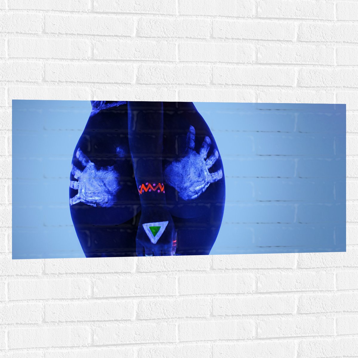 Muursticker - Handafdrukken en Versieringen van Neon Verf op Vrouwelijke Billen - 100x50 c