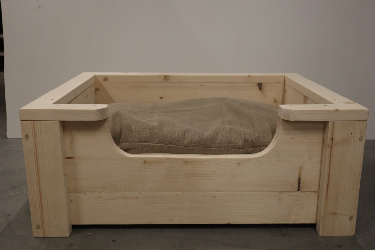 Houten hondenmand Floki van nieuw steigerhout inclusief beige kussen 80x60x30 cm