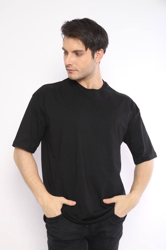 Tshirt-XL-100% katoen-zwart-ronde hals