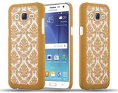 Cadorabo Hoesje voor Samsung Galaxy J5 2015 in GOUD - Hard Case Cover Beschermhoes in gebloemd paisley henna design tegen krassen en stoten