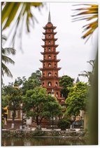 WallClassics - Dibond - De Oudste Boeddhistische Tempel - Vietnam - 70x105 cm Foto op Aluminium (Met Ophangsysteem)