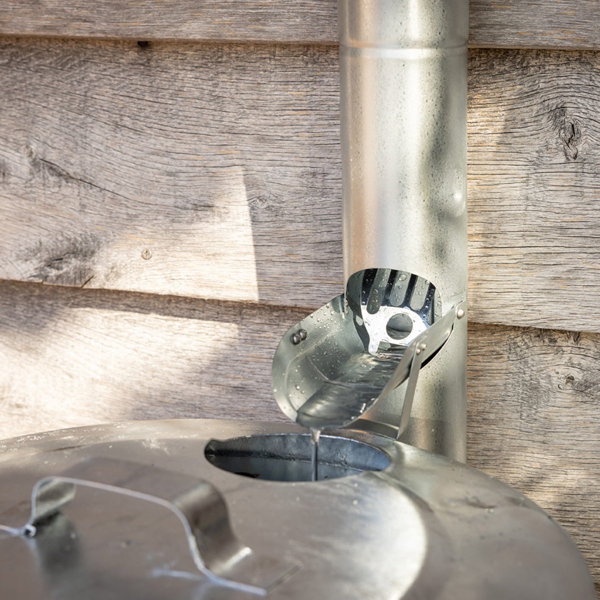 Baril collecteur d’eau de pluie carré à envers plat FreeGarden avec robinet  en laiton, 200 L