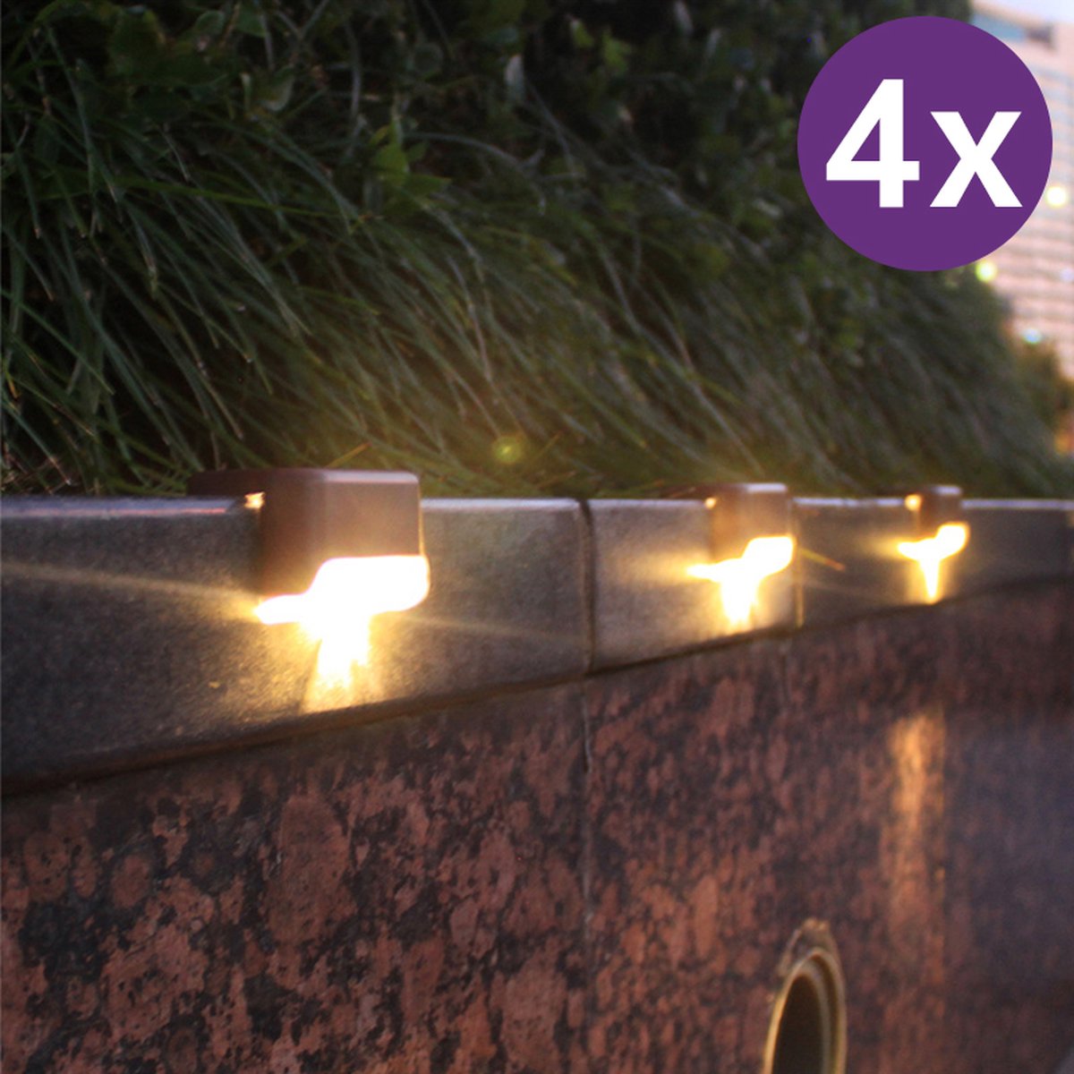 4 Stuks Tuinverlichting op zonne-energie - LED Buitenverlichting -IP65 waterdicht-nachtverlichting voor tuinhek en trap- zwart - warm licht (4 stuks in een doos) - Merkloos