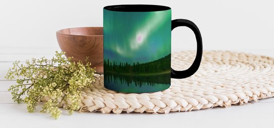 Magische Mok - Foto op Warmte Mokken - Koffiemok - Noorderlicht - Bomen - Water - Alaska - Magic Mok - Beker - 350 ML - Theemok