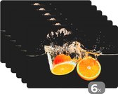 Placemat - Placemats kunststof - Sinaasappel - Stilleven - Water - Zwart - Fruit - 45x30 cm - 6 stuks - Hittebestendig - Anti-Slip - Onderlegger - Afneembaar