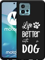 Motorola Moto G72 Hoesje Zwart Life Is Better With a Dog - wit - Designed by Cazy