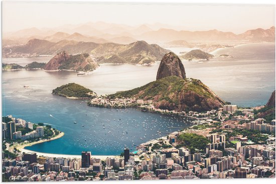WallClassics - Vlag - Suikerbroodberg Rio de Janeiro - 60x40 cm Foto op Polyester Vlag