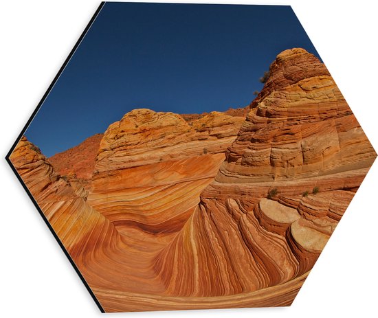 WallClassics - Dibond Hexagon - The Wave - Amerika Berglandschap - 30x26.1 cm Foto op Hexagon (Met Ophangsysteem)