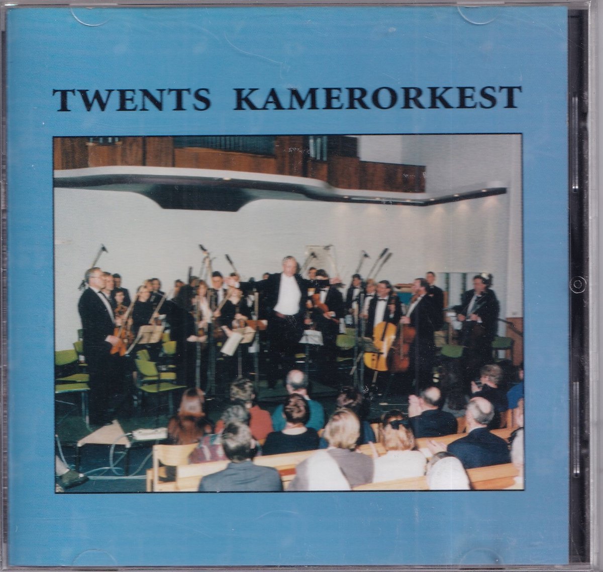 Twents kamerorkest o.l.v. Lex Oosthoek vanuit de Gereformeerde Kerk te Wierden