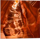 WallClassics - Acrylglas - Antelope Canyon Gang in Ravijn - 50x50 cm Foto op Acrylglas (Met Ophangsysteem)