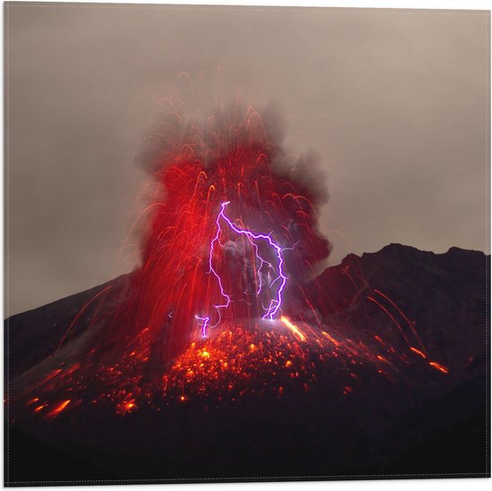 WallClassics - Drapeau - Volcan actif en éruption - 50x50 cm Photo sur drapeau en polyester