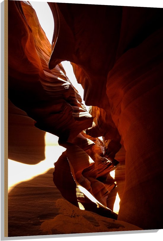 WallClassics - Hout - Gang in Ravijn van Antelope Canyon - 80x120 cm - 12 mm dik - Foto op Hout (Met Ophangsysteem)