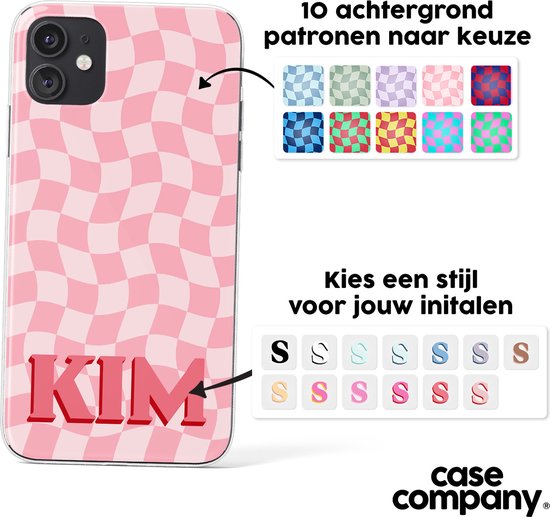 Telefoonhoesje met lichtroze geruite golfpatroon en de naam KIM.