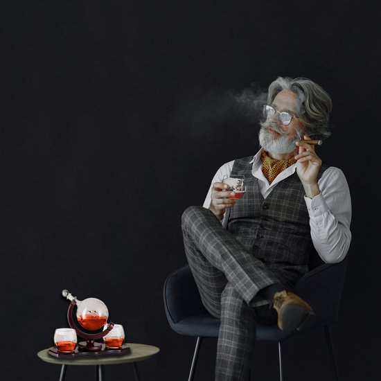 VDN Edam Whiskey Set handgeblazen - 1 Whiskey Decanteer Karaf VDN Edam Whiskey Set handgeblazen - 1 Whiskey Decanteer Karaf