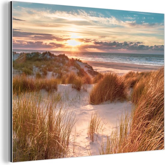 Wanddecoratie Metaal - Aluminium Schilderij Industrieel - Duin - Planten - Zonsondergang - Strand - Zee - 160x120 cm - Dibond - Foto op aluminium - Industriële muurdecoratie - Voor de woonkamer/slaapkamer