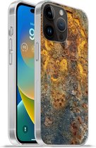 Geschikt voorApple Iphone 14 Pro - Softcase hoesje - Goud - Metaal - Roest print - Grijs - Abstract - Patroon - Siliconen Telefoonhoesje