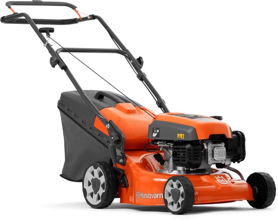 Husqvarna LC 140SP benzinegrasmaaier - 40 cm maaibreedte, 1,95 kW motor, Easy-Start, ergonomische & opklapbare duwboom, stalen maaidek, centrale hoogteverstelling - ideaal voor privétuinen van Husqvarna — afbeelding 3