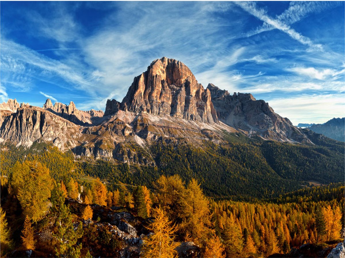 Fotobehang - Panoramisch uitzicht op Italiaanse Dolomieten.