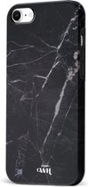xoxo Wildhearts Marble Black Mood - Double Layer - Hardcase hoesje geschikt voor iPhone SE 2022 / SE 2020 hoesje zwart - Zwarte shockproof case geschikt voor Apple iPhone 8 / 7 hoesje marmer - Zwart