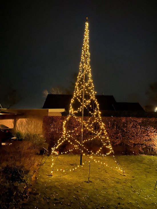 Distri-Cover SMART kerstboom voor vlaggenmast - 6 meter – 880 Dual LED verlichting: warm wit & multicolour - app-bediening: 10 licht-functies, timer, dimmer - DistriCover
