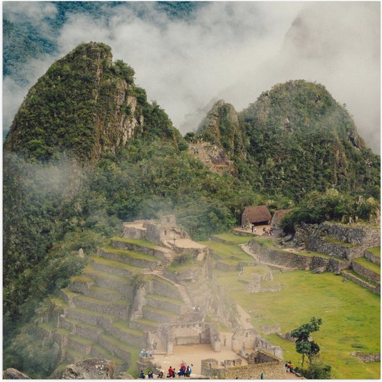 WallClassics - Poster (Mat) - Machu Pichu vanuit de Lucht - 50x50 cm Foto op Posterpapier met een Matte look