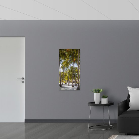 WallClassics - Poster (Matte) - Grands Palmiers Verts - 50x100 cm Photo sur Papier Poster d'aspect Mat