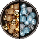 Kerstballen - 74x stuks - goud en lichtblauw - 6 cm - kunststof