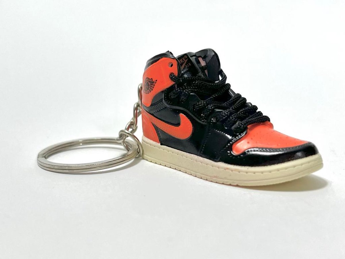 ShoeBlockX SneaKeys | Sleutelhanger | Tassenhanger | Nike Jordan Shattered Backboard | Sneakers | Cadeau