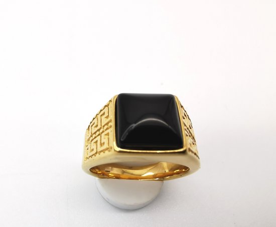 RVS Edelsteen Zwart Onyx goudkleurig Griekse design Ring. Maat 22. Vierkant ringen met beschermsteen. geweldige ring zelf te dragen of iemand cadeau te geven.