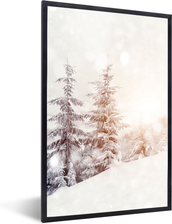 Fotolijst incl. Poster - Boom - Sneeuw - Winter - 80x120 cm - Posterlijst - Kerstmis Decoratie - Kerstversiering - Kerstdecoratie Woonkamer - Kerstversiering - Kerstdecoratie voor binnen - Kerstmis