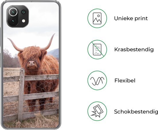 Convient pour la coque Xiaomi Mi 11 Lite - Highlander écossais - Herbe - Clôture - Étui de téléphone en Siliconen