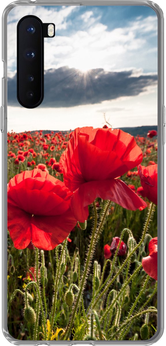 Telefoonhoesje Geschikt voor OnePlus Nord hoesje - Klaprozen tegen een dramatische stormachtige lucht - Siliconen Telefoonhoesje Telefoonhoesje
