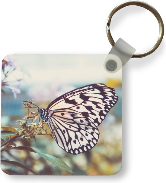 Porte-clés - Cadeaux - Papillon - Fleurs - Printemps - Plastique