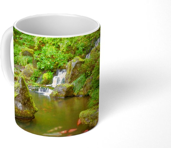 Mok - Koffiemok - Waterval - Koi - Japanse lantaarn - Mos - Water - Mokken - 350 ML - Beker - Koffiemokken - Theemok