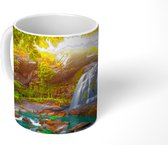 Mok - Koffiemok - Natuur - Waterval - Planten - Bomen - Zon - Mokken - 350 ML - Beker - Koffiemokken - Theemok