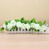 Bloemenslinger met 9 Rozen Wit - Stijlvolle Bloemenstreng voor Decoratie, Fietsmand of Stuur - 240 CM Bloemen - Plastic Kunstbloemen Fiets Slinger
