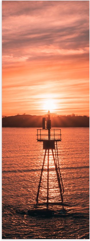 WallClassics - Poster (Mat) - Routerpaal in het Water met Zonondergang - 20x60 cm Foto op Posterpapier met een Matte look