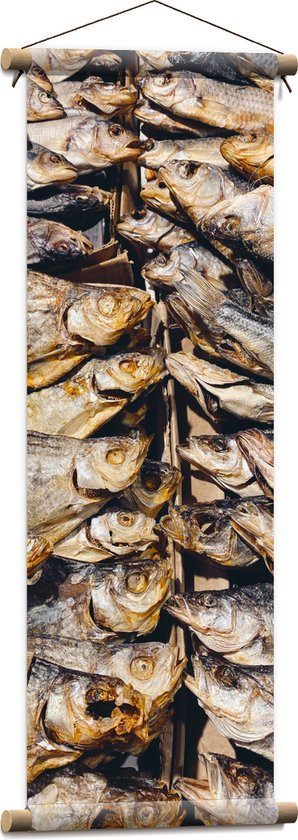 WallClassics - Textielposter - Verse Vissen op een Vismarkt - 30x90 cm Foto op Textiel