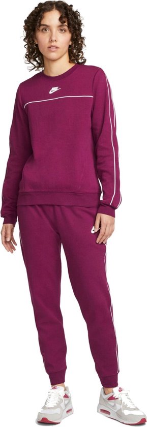nike essential women's crew sweatshirt