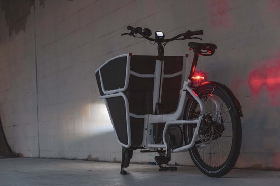 AXA Juno Battery 80 mm Fietsverlichting - LED Fietslampjes Achterlicht op Batterijen - Waterdicht - StVZO Goedgekeurd - Auto Off systeem - Fietslicht met Zijzicht van AXA — afbeelding 4