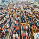 WallClassics - Poster (Mat) - Containers in Haven - 50x50 cm Foto op Posterpapier met een Matte look