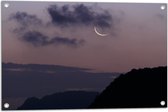 WallClassics - Poster de Jardin - Lune Étroite Avec Nuages et Montagnes - 75x50 cm Photo sur Poster de Jardin (décoration murale pour l'extérieur et l'intérieur)