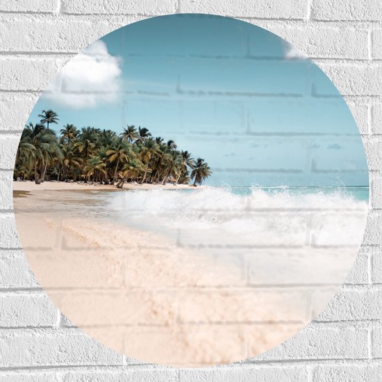 WallClassics - Muursticker Cirkel - Govlen op een Tropisch Strand - 70x70 cm Foto op Muursticker
