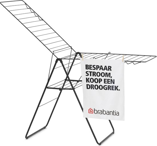 Zwart Brabantia HangOn droogrek met een witte handdoek waarop staat 'BESPAAR STROOM, KOOP EEN DROOGREK' en het Brabantia logo.